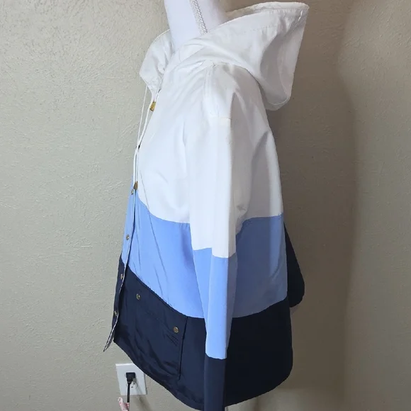 Crown & Ivy Medium Blue and White Hooded Rain Jacket - Picture 5 of 9